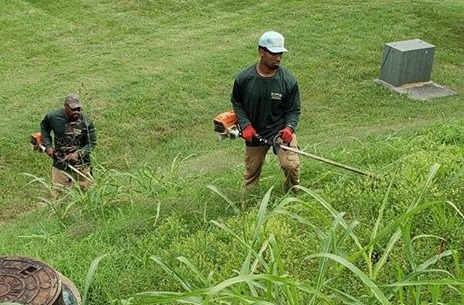 https://rclawncareva.com/wp-content/uploads/2026/04/mowing-service.jpg